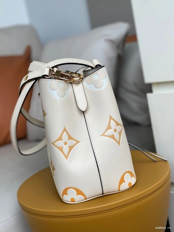 WIS LOUIS VUITTON NÉONOÉ BB 1201